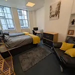 Duel Of House 6br 12 Beds Vakantiehuis *