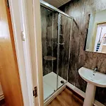 Duel Of House 6br 12 Beds * Μπρίστολ
